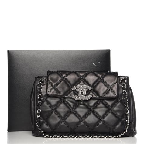 chanel hampton flap bag